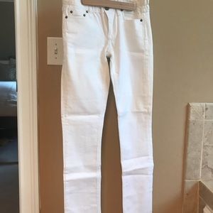 White denim jeans